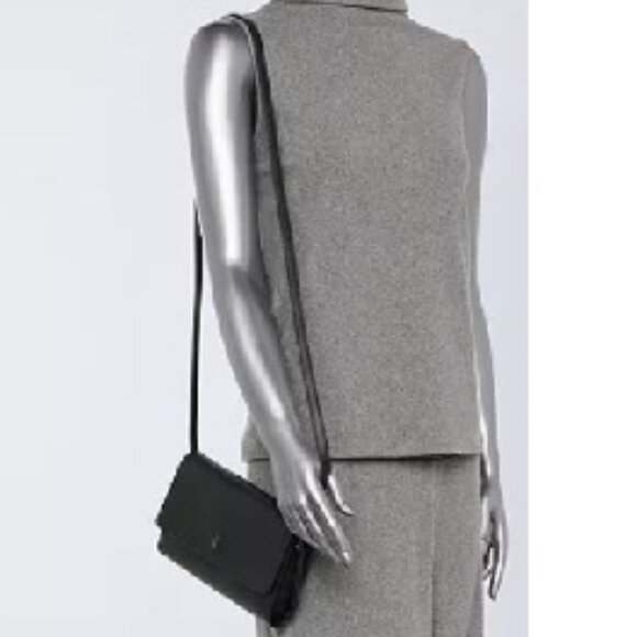 BNWT Simply Vera Vera Wang Signature Mini Crossbody Bag in black (OS) - Picture 1 of 8